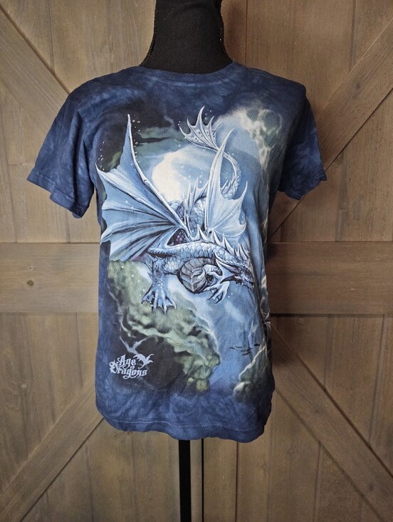 The Mountain Tops - The Mountain Age of Dragons Blue Tie Dye Graphic T-Shirt Size Small